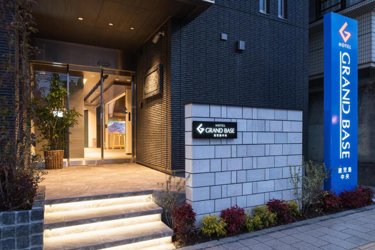 Grand Base Kagoshima Chuo Aparthotel Buitenkant foto