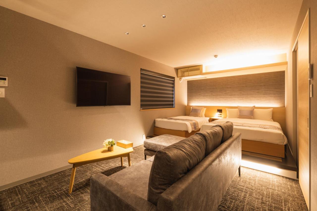 Grand Base Kagoshima Chuo Aparthotel Buitenkant foto